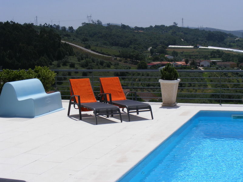 Casa Ceedina Bed And Breakfast & Beauty Batalha Exteriör bild
