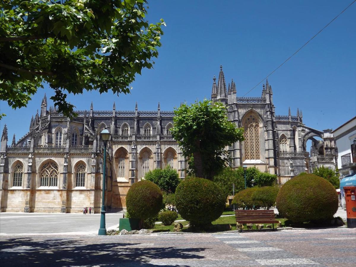 Casa Ceedina Bed And Breakfast & Beauty Batalha Exteriör bild